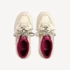Men’s hamptons medium worn-out sneaker in off white/red