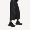 Men’s runner led sneaker in black