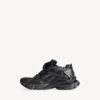 Men’s runner sneaker in black