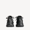 Men’s runner sneaker in black