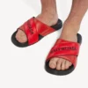 Men’s sporty pool slide sandal in black/red