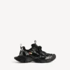 Women’s 3xl sneaker with charms in black/silver