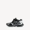 Women’s runner sneaker in black/silver