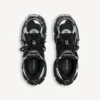 Women’s runner sneaker in black/silver
