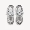 Women’s runner sneaker in grey