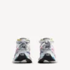 Women’s runner sneaker in multicolored