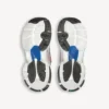 Women’s runner sneaker in multicolored
