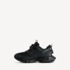 Women’s track sneaker in black